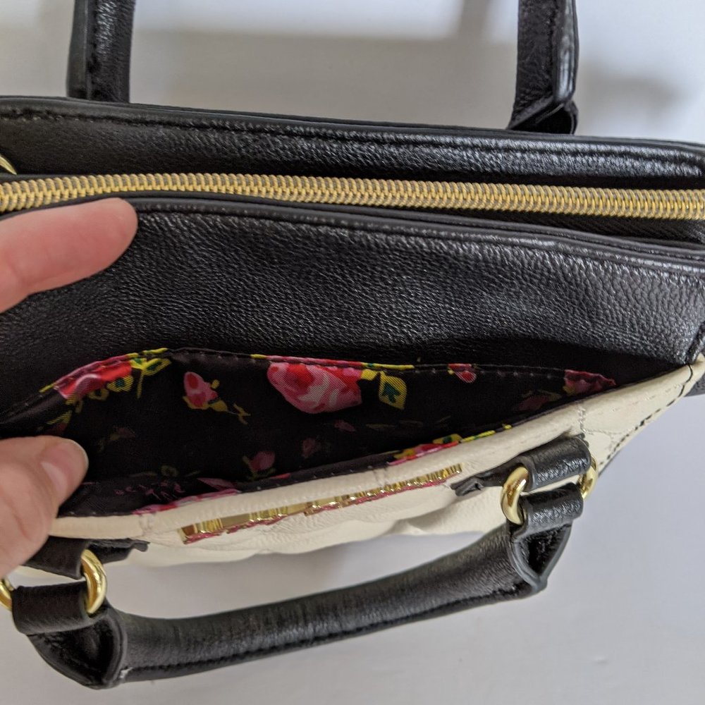 Betsey Johnson "Be Mine" Quilted Hearts Mini Purse - image 3